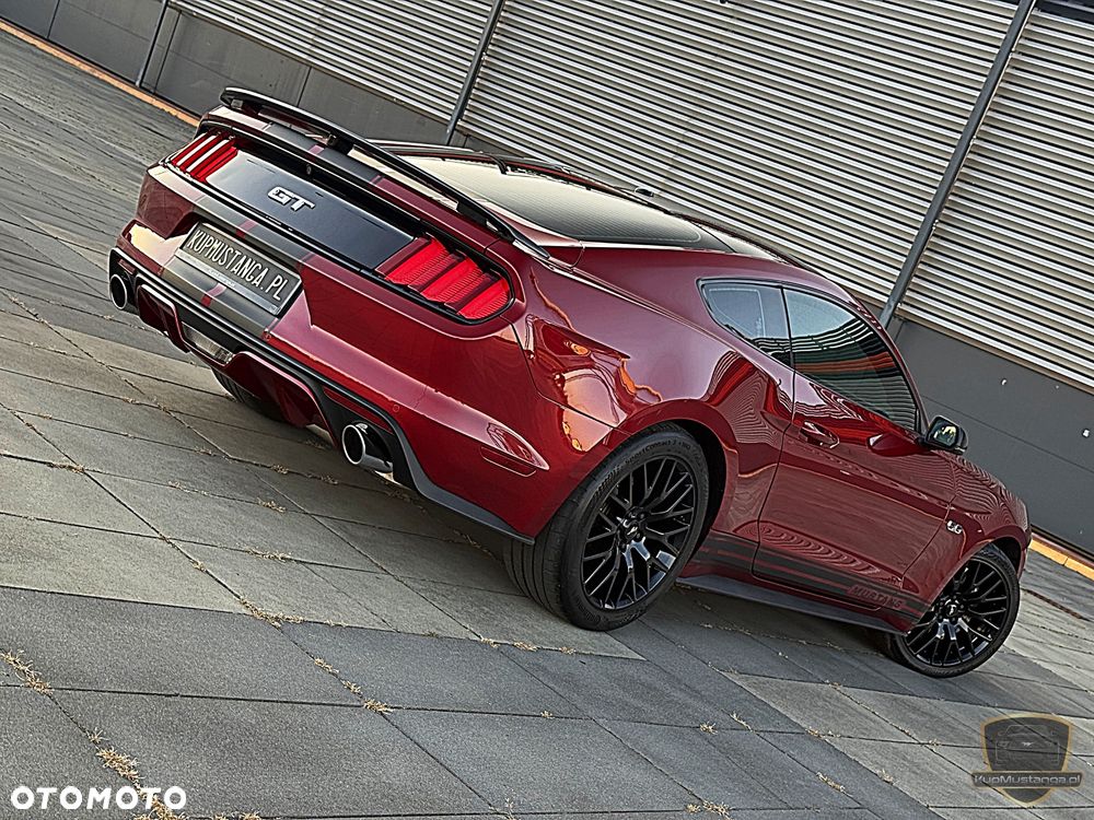 Ford Mustang - 34