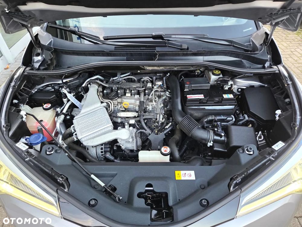 Toyota C-HR - 28