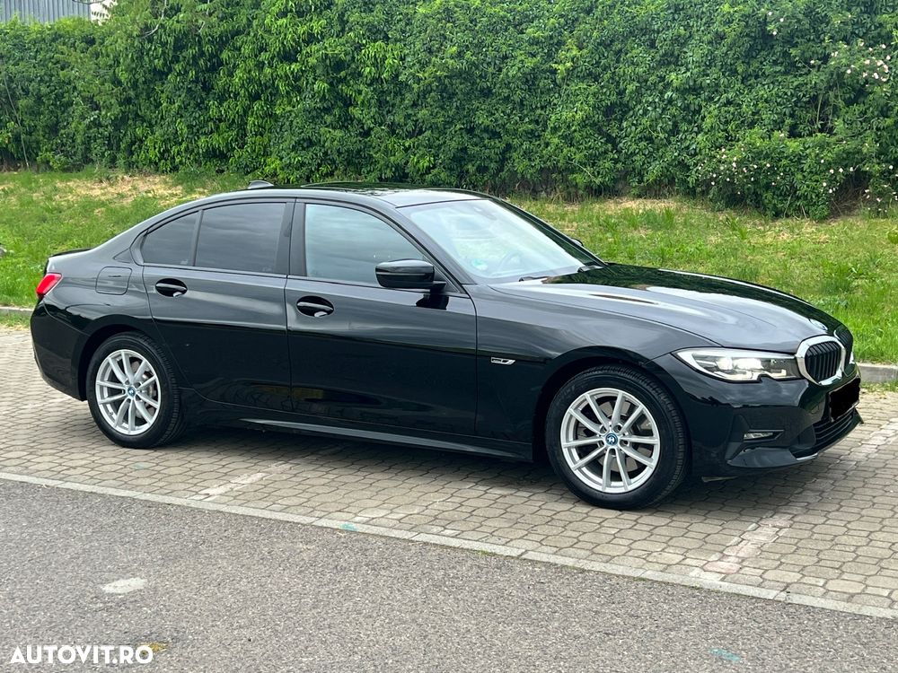 BMW Seria 3 - 33