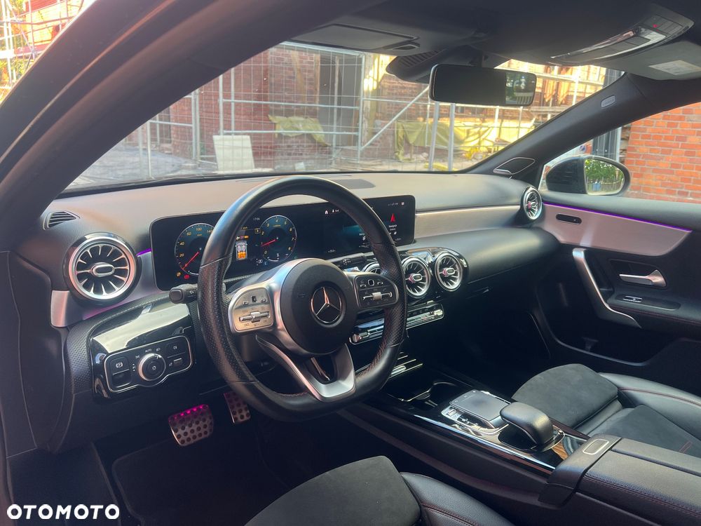 Mercedes-Benz Klasa A 200 AMG Line 7G-DCT - 8