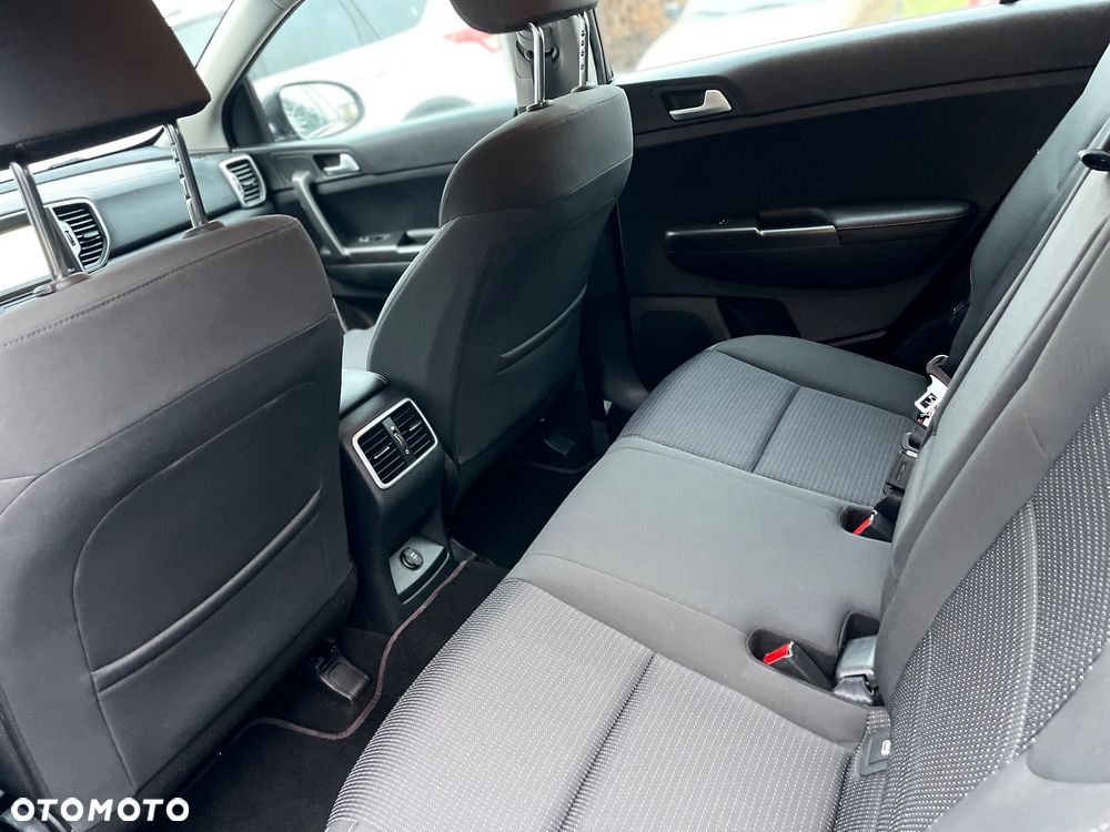 Kia Sportage 1.7 CRDI Business Line L 2WD - 12