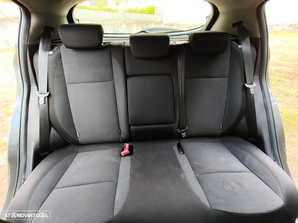Alfa Romeo Giulietta 1.6 JTDM Distinctive - 13