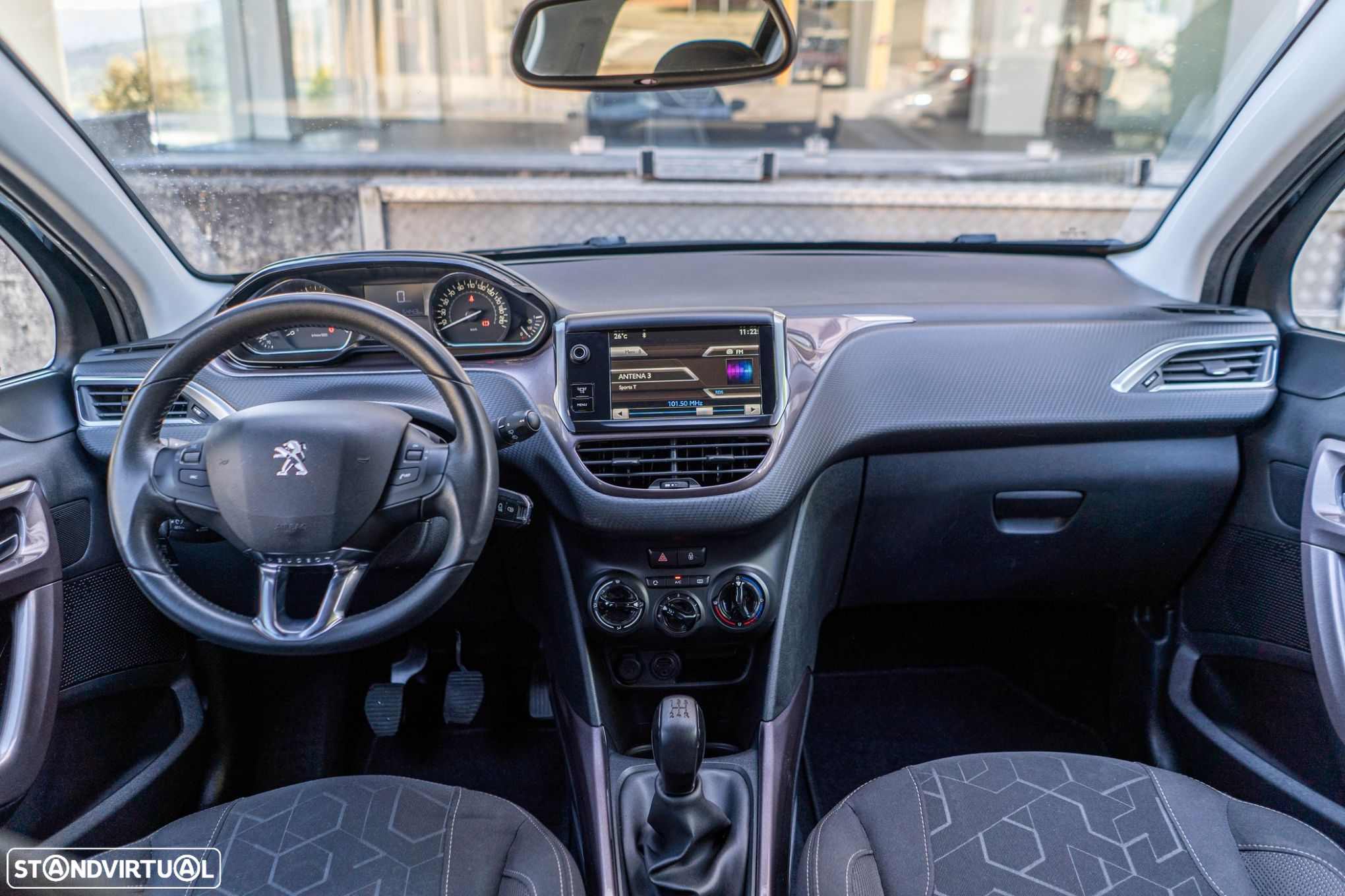 Peugeot 2008 1.2 PureTech Style - 7