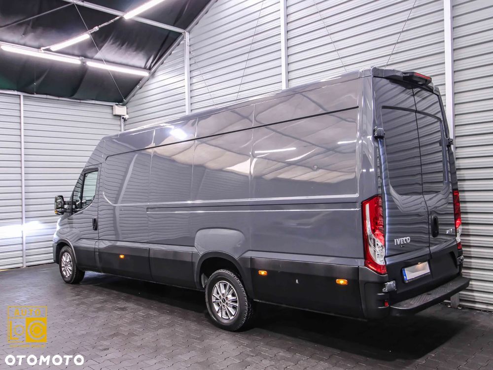 Iveco DAILY 35S18 FURGON MAX + 3,0D + AUTOMAT - 7