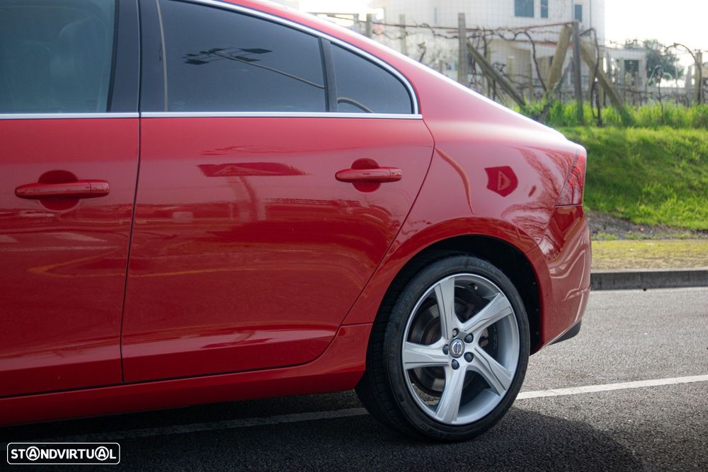 Volvo S60 1.6 D2 Drive Momentum Start/Stop - 27