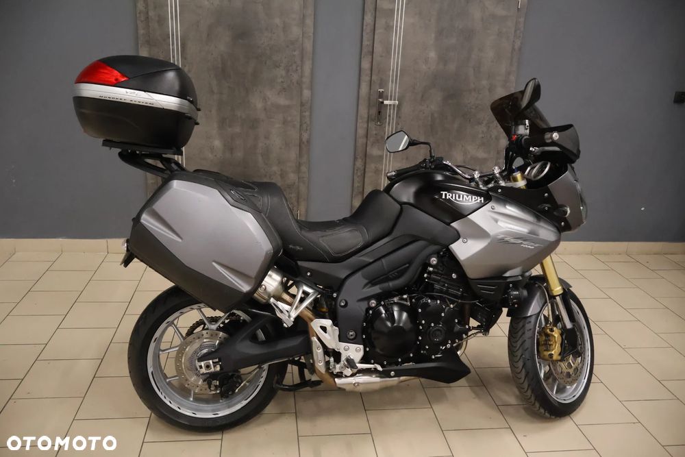 Triumph Tiger - 11