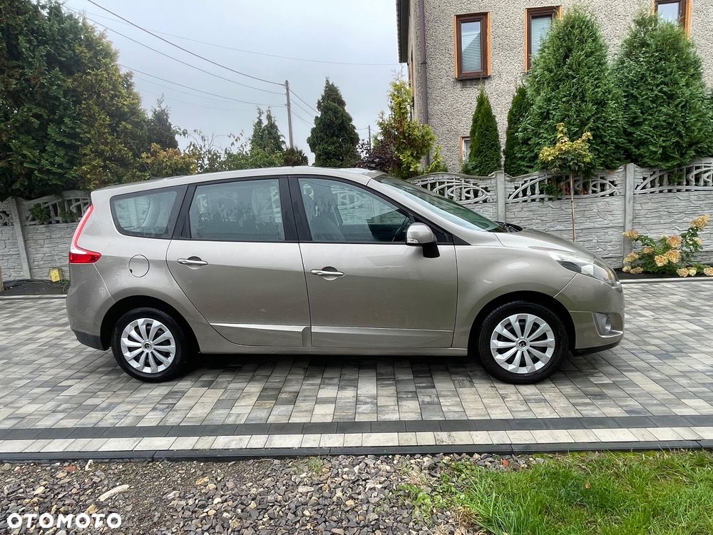 Renault Scenic - 10