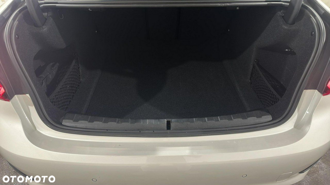 BMW Seria 3 - 28