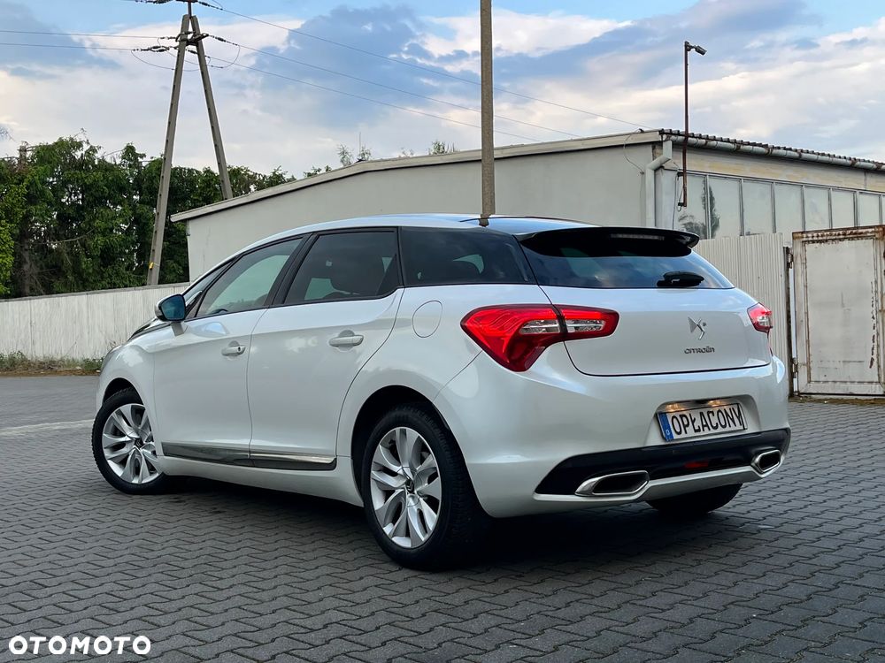 Citroën DS5 HDi 165 SportChic - 4