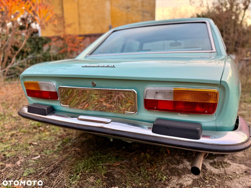 Peugeot 504 - 4
