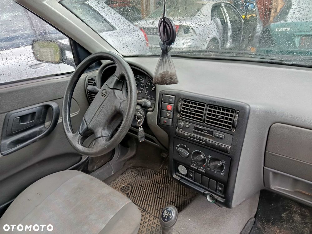 Volkswagen Caddy 1.4b AKV 1998r NA CZĘŚCI - 5