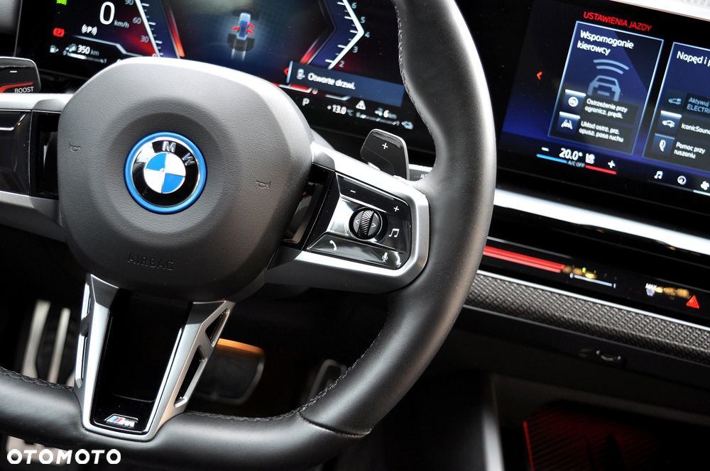 BMW Seria 5 530e - 26