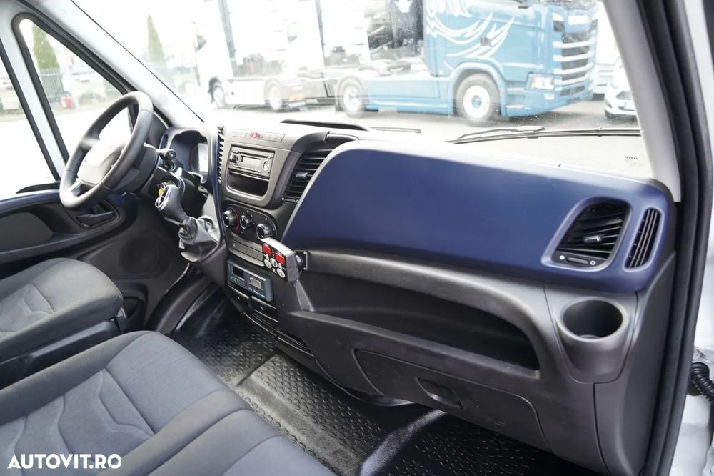 Iveco DAILY 35-150 / FRIGORIFER / UNITATE PULSOR 400 MT / MULTIMEMBRU / PERETE DESPARTĂ / Importat - 36