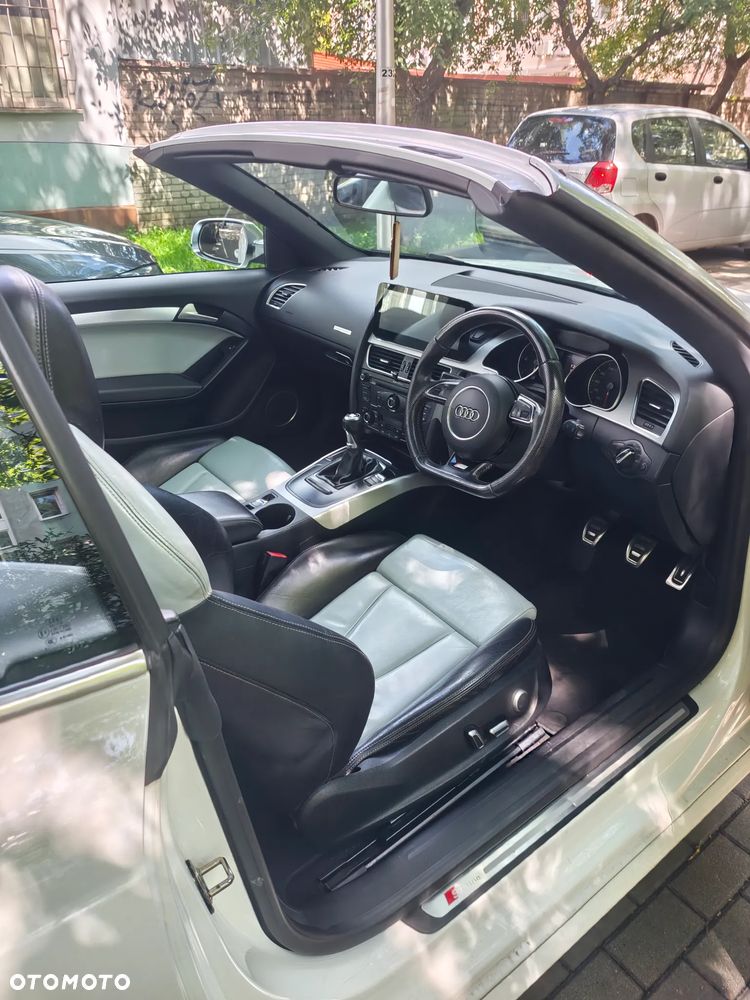 Audi A5 Cabrio 2.0 TDI DPF - 8