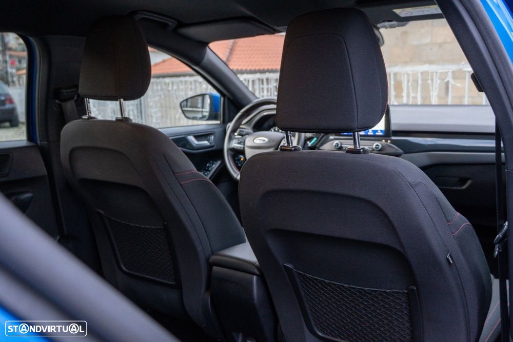 Ford Focus 1.0 EcoBoost MHEV ST-Line - 49