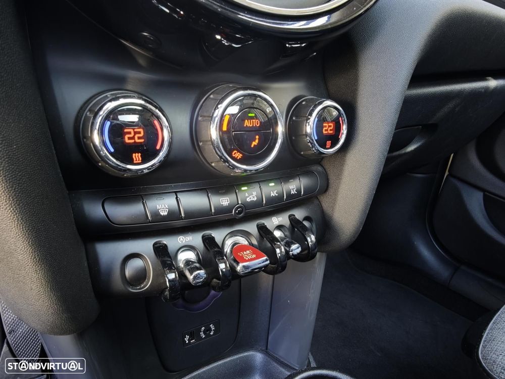 MINI 5 Portas Cooper D - 31