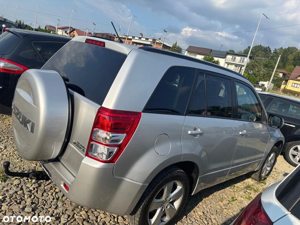 Suzuki Grand Vitara 1.9 DDiS Comfort - 4