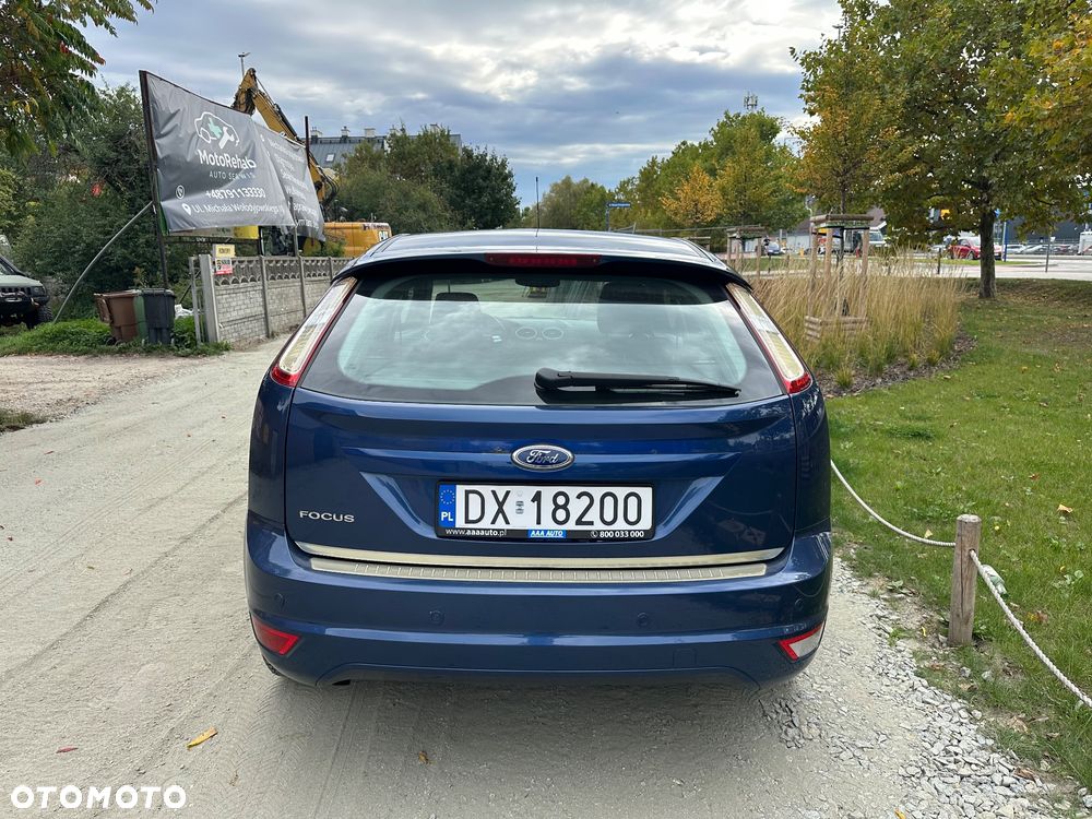 Ford Focus 2.0 Ghia EU5 - 10