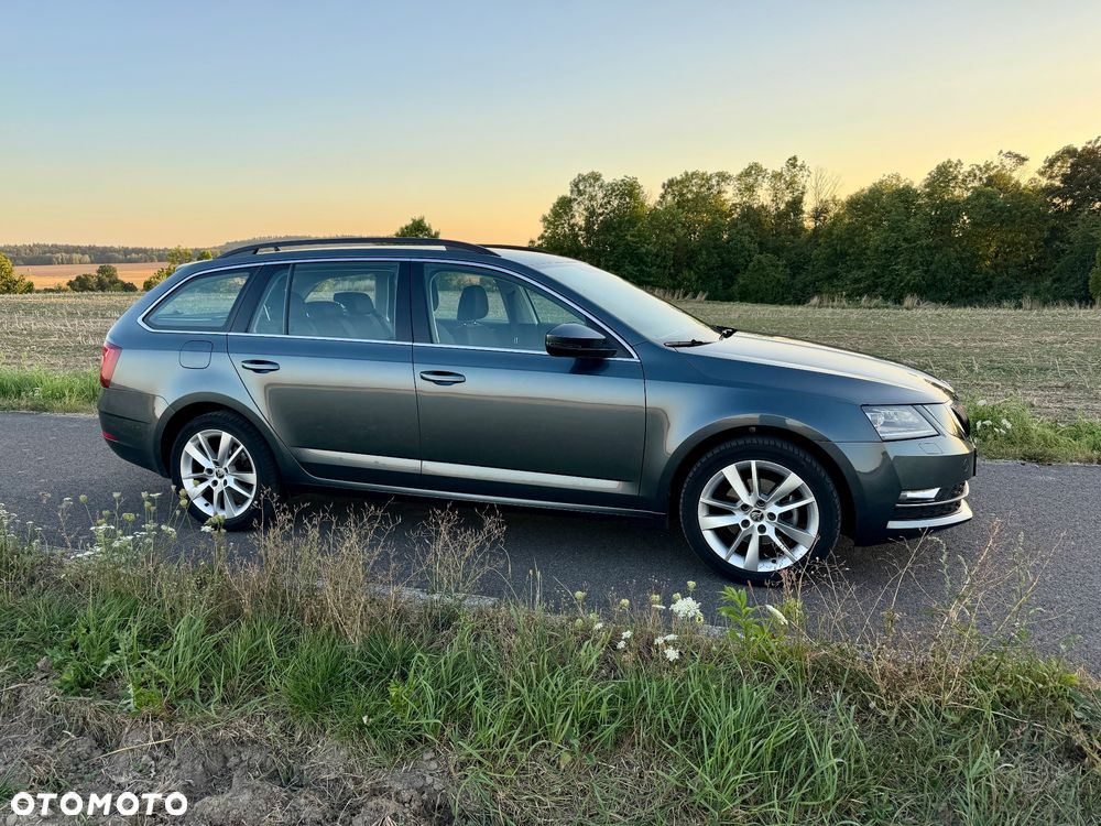 Skoda Octavia 1.5 TSI ACT Style DSG - 7