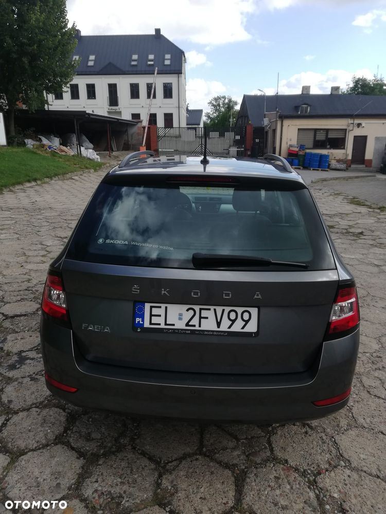 Skoda Fabia 1.0 TSI Ambition - 6