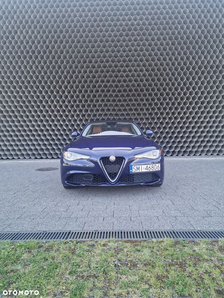 Alfa Romeo Giulia 2.0 Turbo 16V AT8-Q4 Veloce - 7