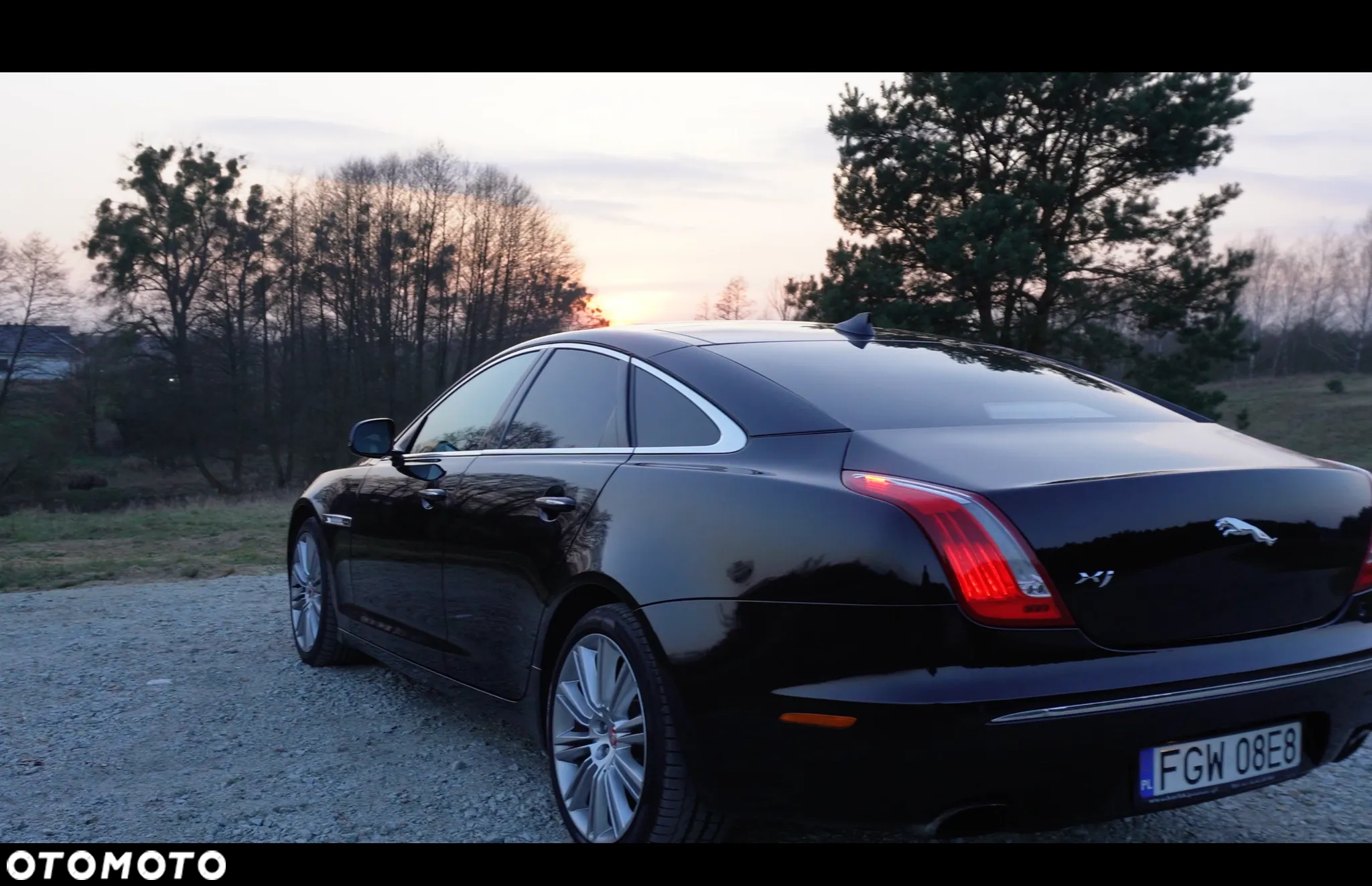 Jaguar XJ - 5
