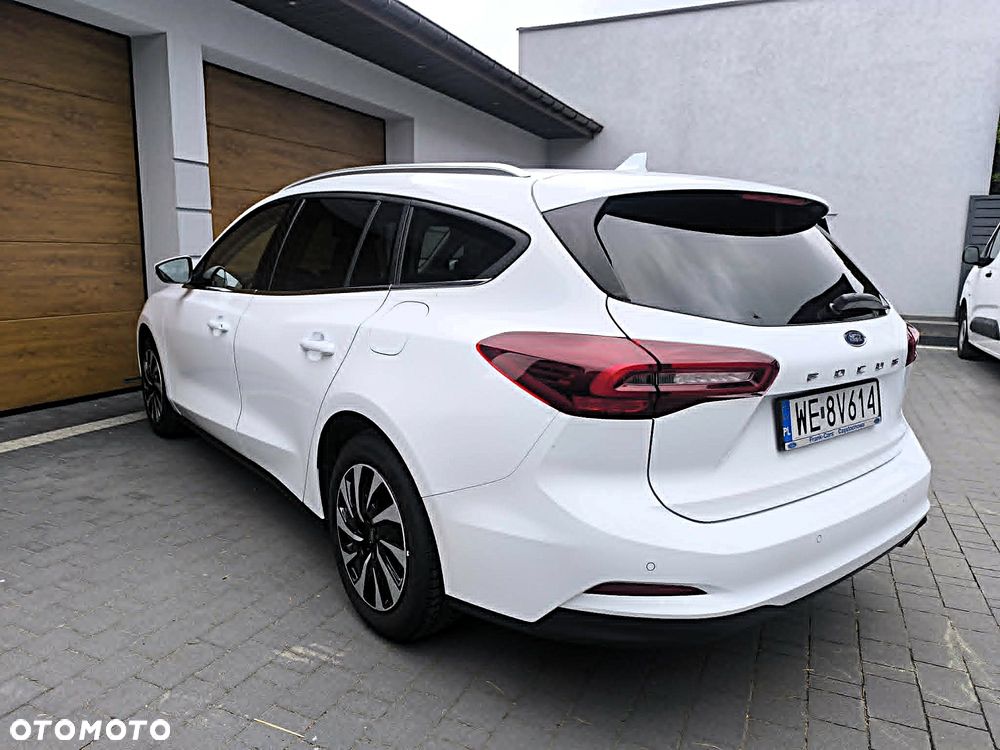 Ford Focus 1.0 EcoBoost Titanium - 5