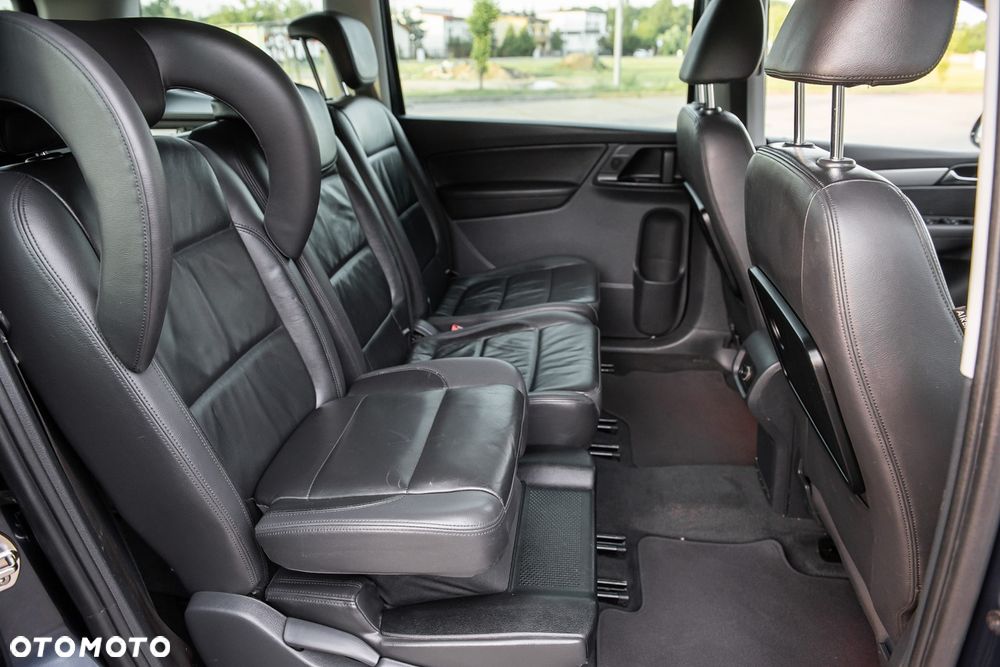 Volkswagen Sharan - 30