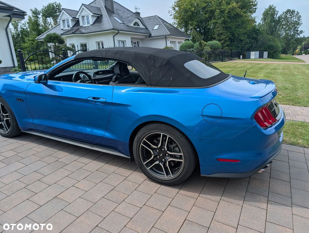 Ford Mustang - 22
