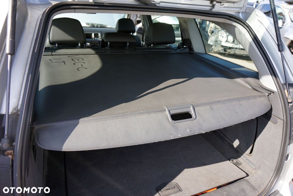 ROLETA BAGAŻNIKA VECTRA C LIFT KOMBI  OPEL 2005-2008 - 2