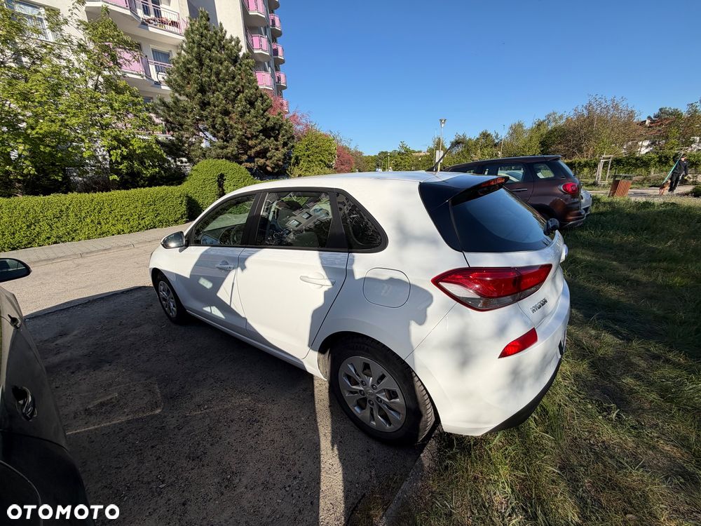 Hyundai i30 1.4 Classic + - 3