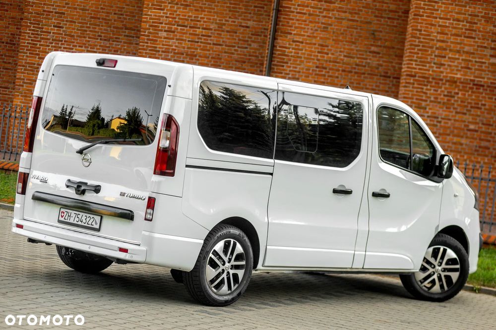 Opel Vivaro 1.6 D L2H1 S&S Tourer - 11