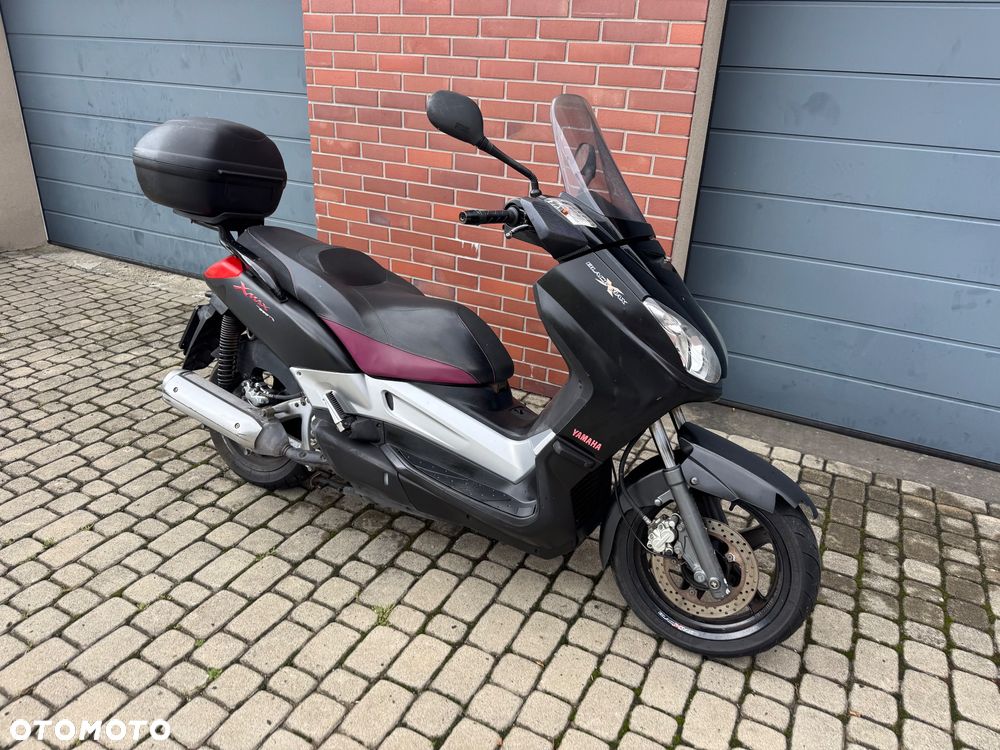 Yamaha X-max