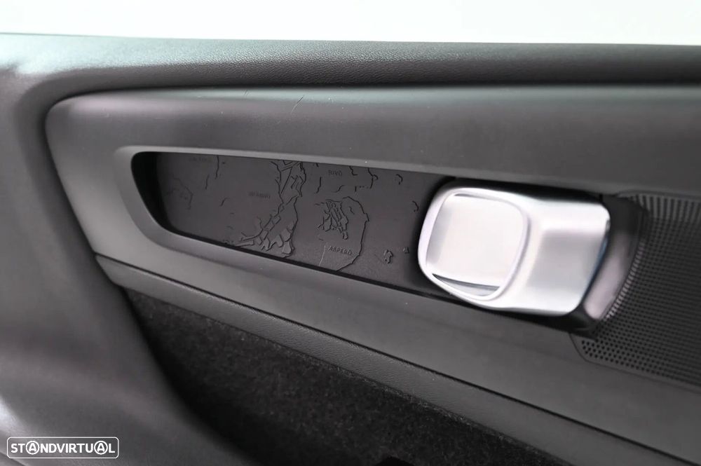 Volvo XC 40 1.5 T2 Momentum - 17