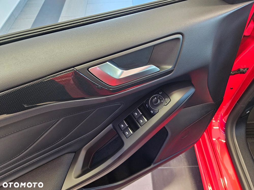 Ford Focus 1.0 EcoBoost mHEV ST-Line X - 17