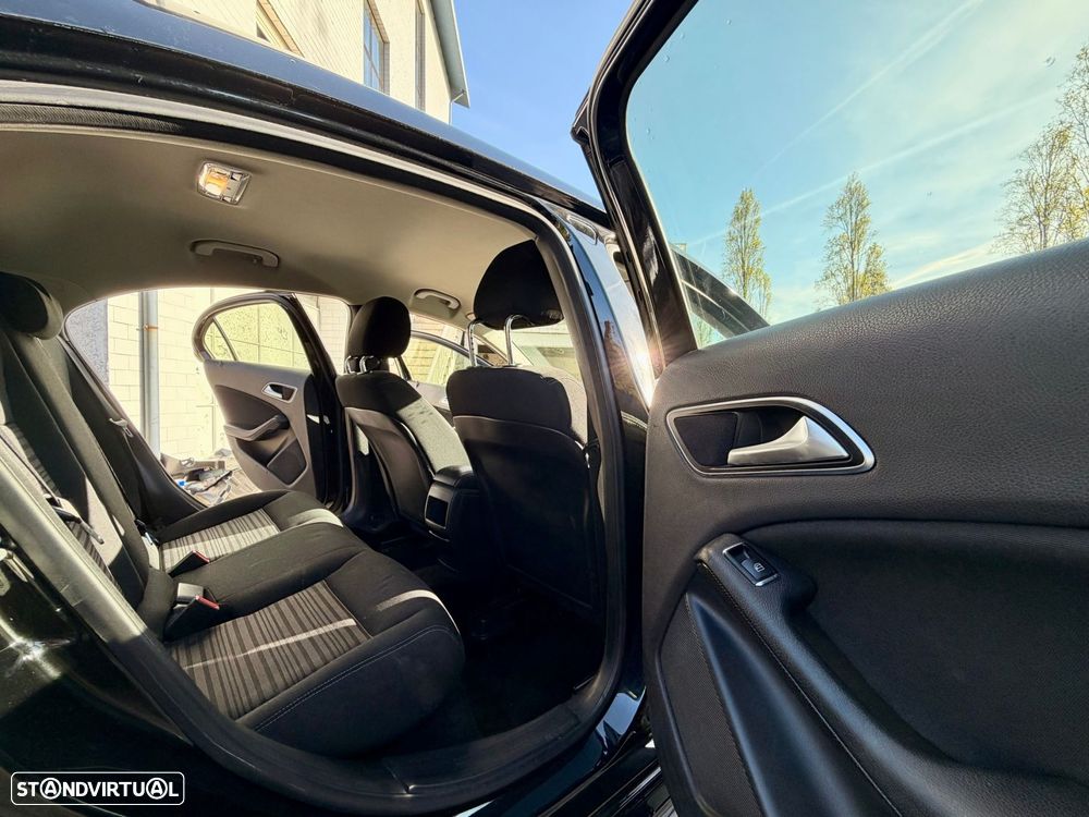 Mercedes-Benz A 180 - 16