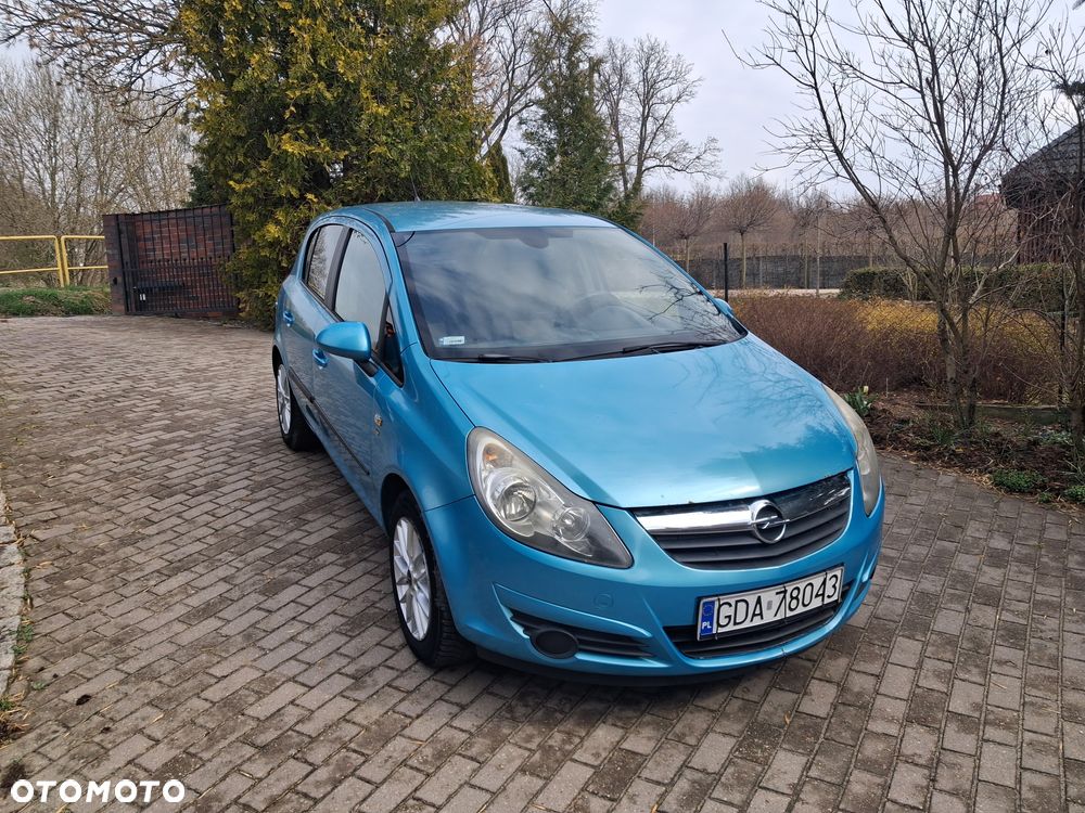 Opel Corsa 1.2 16V Cosmo - 1