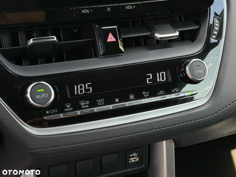 Toyota Corolla Cross 2.0 Hybrid Comfort - 18