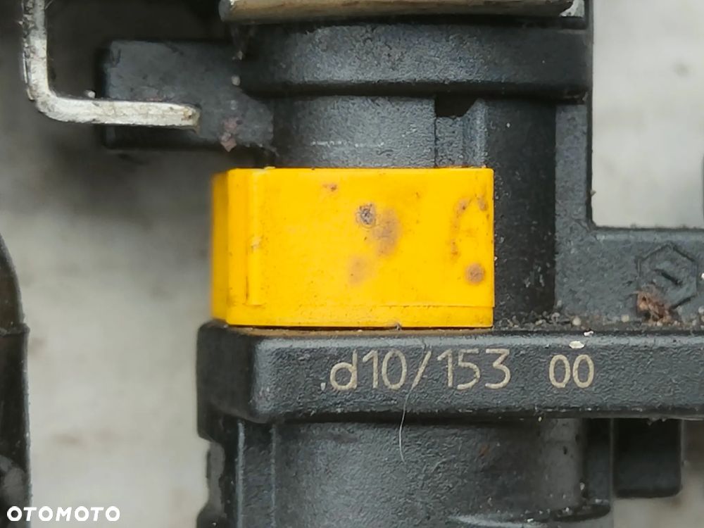 MINI R50 R56 1.6i N16B16 122KM Wtryskiwacze Litwa wtryskowa 7575646 - 5