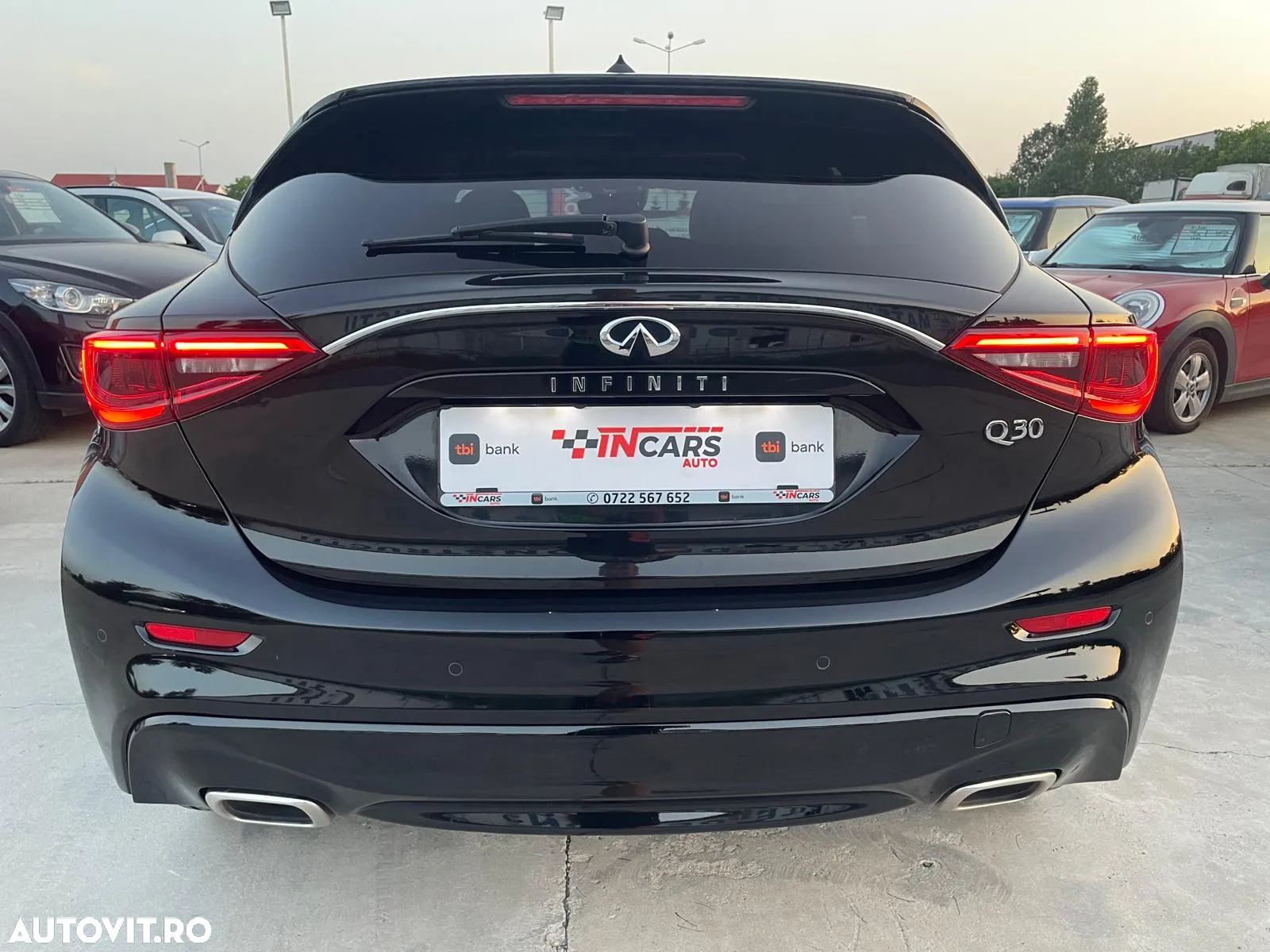 Infiniti Q30 - 19