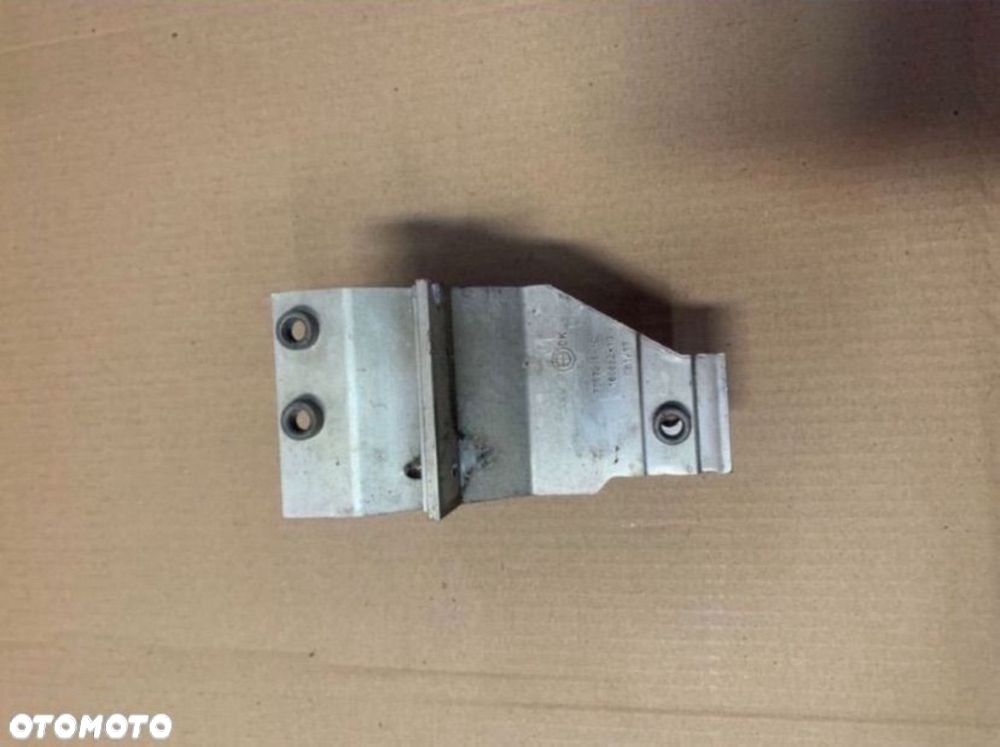 7357215 uchwyt mocowanie chłodnicy bmw 5 g30 g31