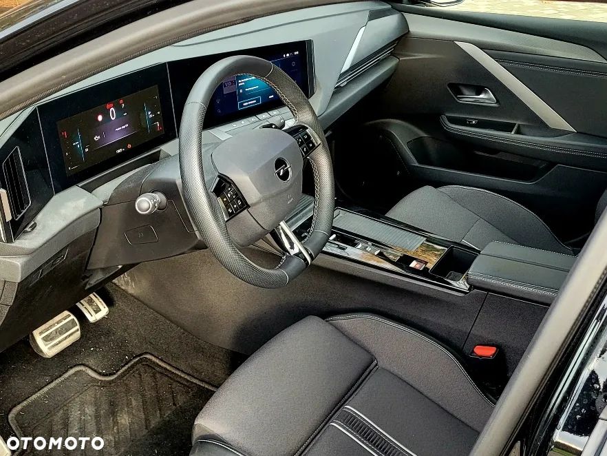 Opel Astra 1.2 Turbo Automatik GS - 4