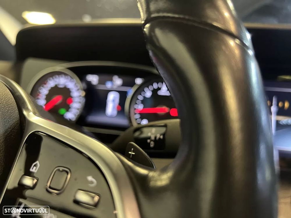 Mercedes-Benz E 220 d 4-Matic All Terrain Avantgarde + - 27