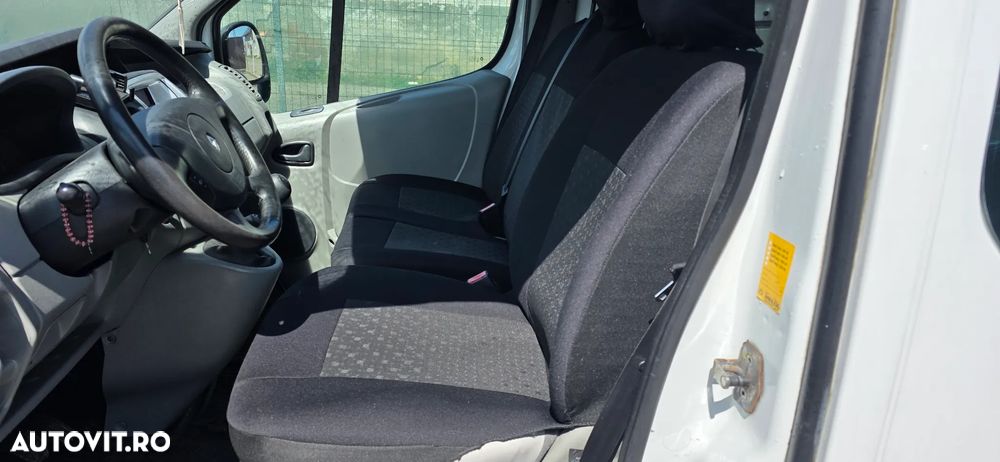 Renault Trafic FAP Grand Combi L2H1 Authentique - 9