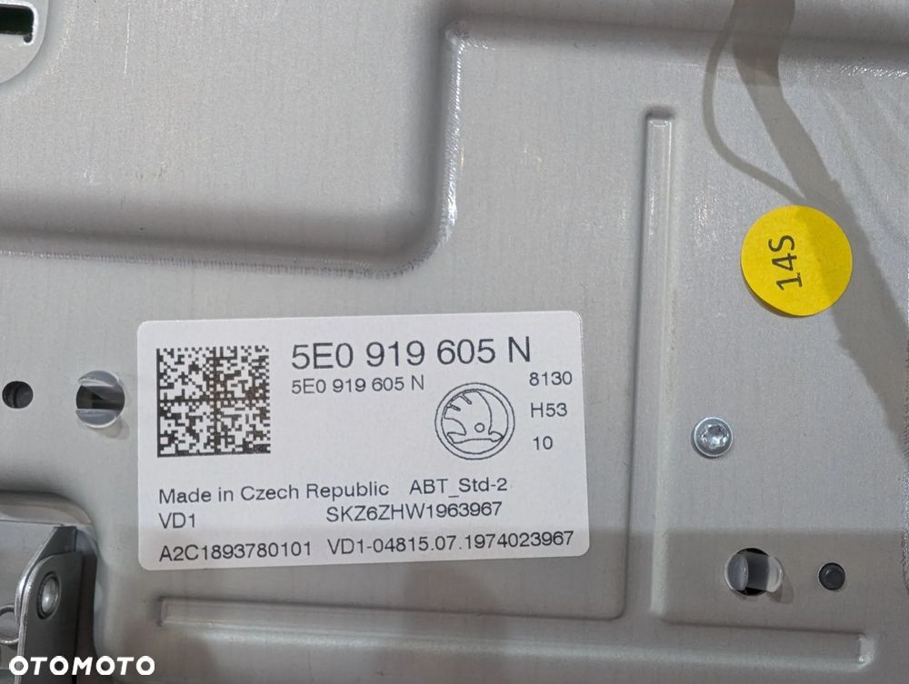SKODA OCTAVIA III RADIO NAWIGACJA WYŚWIETLACZ CZYTNIK 5E0919605N 565035840 - 7