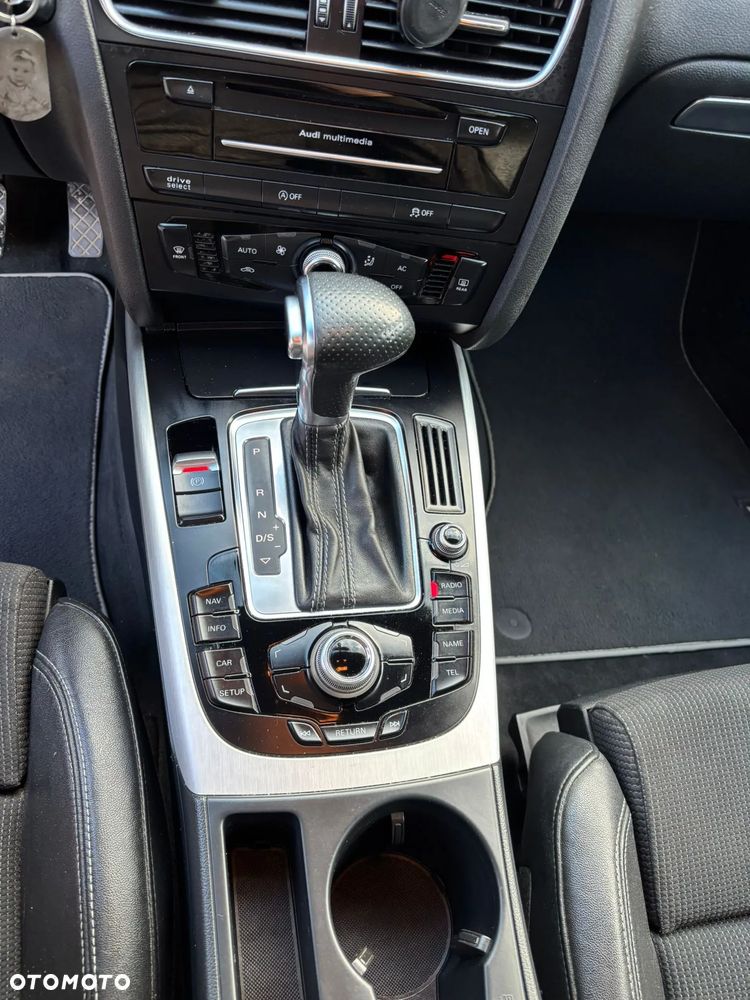 Audi A4 Avant 2.0 TDI Quattro S tronic - 6