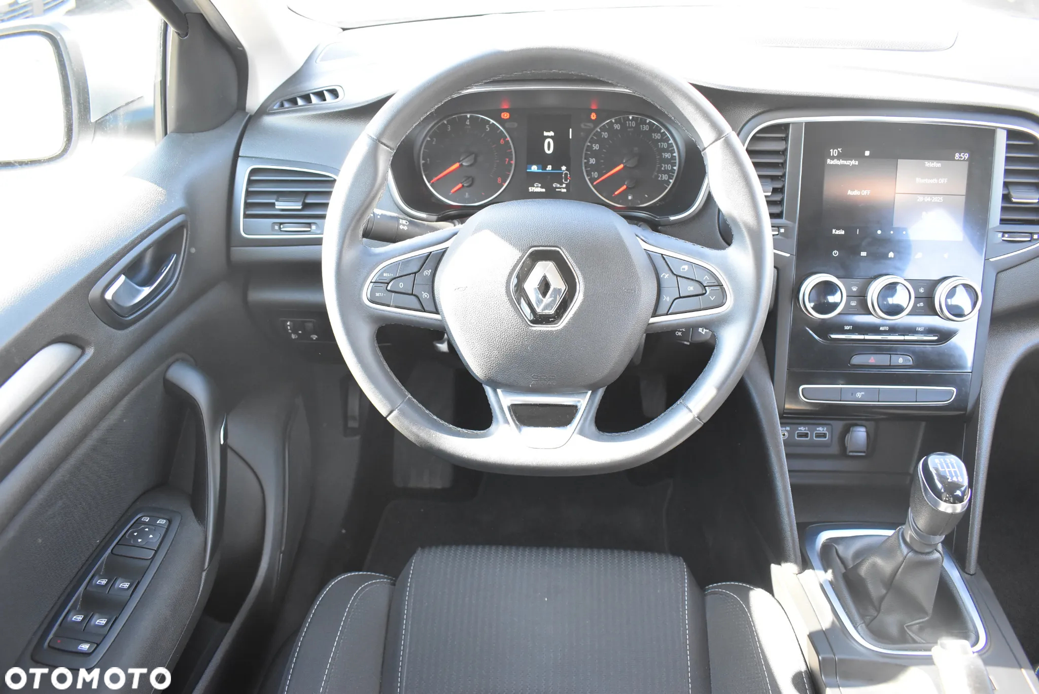 Renault Megane 1.3 TCe FAP Zen - 22