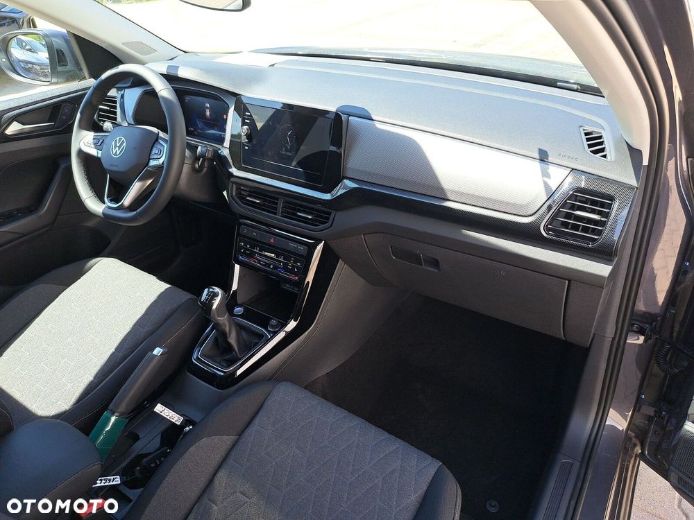 Volkswagen T-Cross - 15