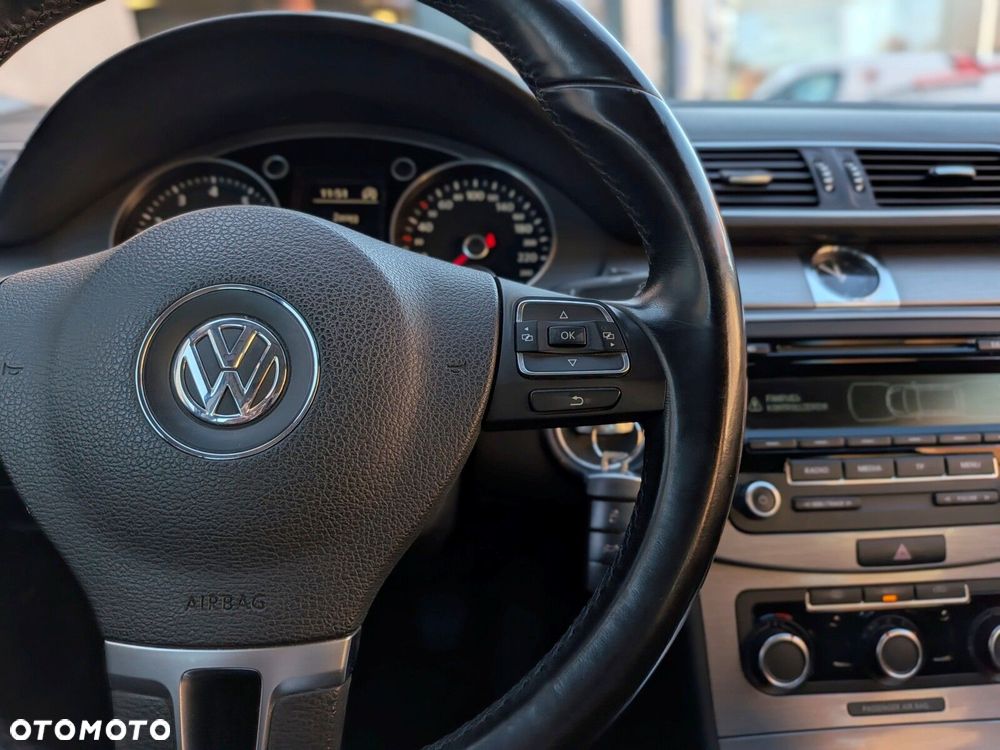 Volkswagen Passat Variant 1.4 TSI BMT Comfortline - 16