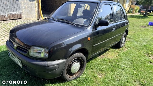Nissan Micra 1.0 L - 8